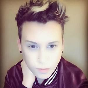 Meet your Posher, Sabrina